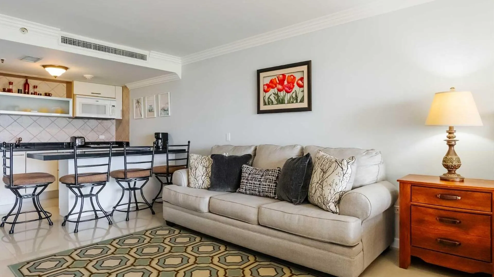 بيت للعطل Beachfront - Glamour View 3Br Condo - E422 شاطئ بالم
